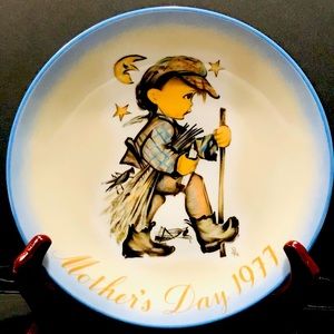 Vintage Sister Berta Hummel Mother’s Day 1977 Plate Moonlight Return 8”